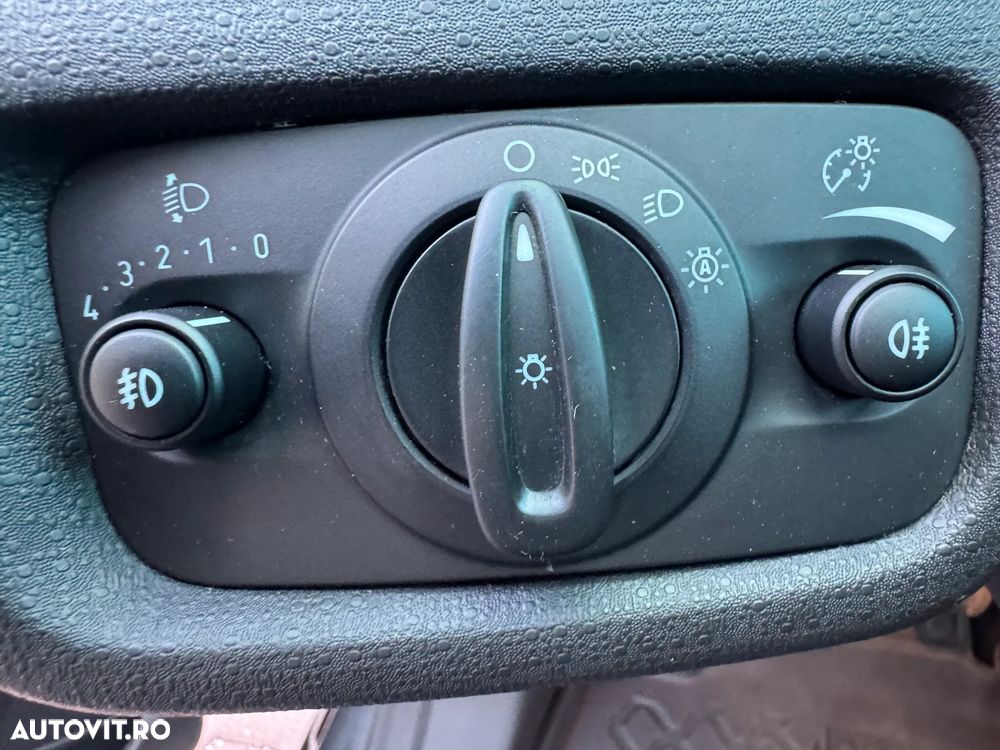 Ford Fiesta 1.0 EcoBoost Start-Stop Titanium - 26