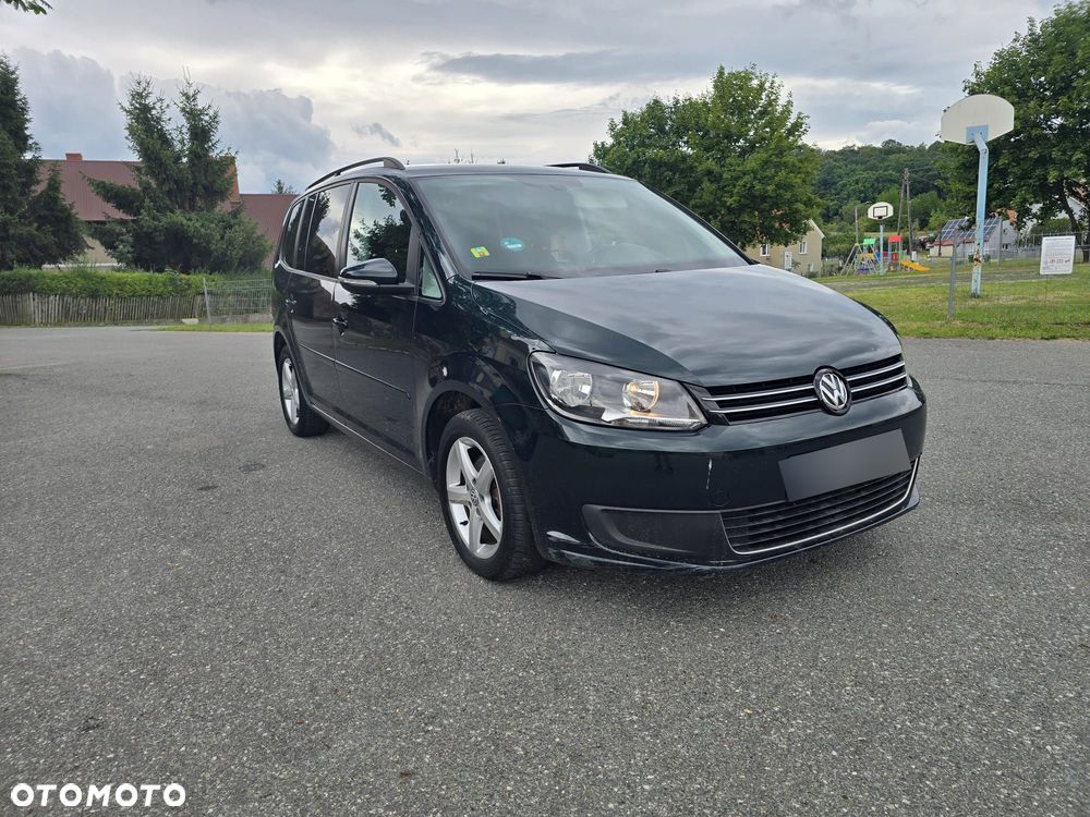 Volkswagen Touran - 19