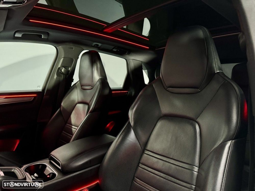 Porsche Cayenne E-Hybrid - 15