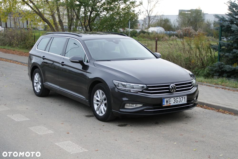 Volkswagen Passat Variant 2.0 TDI EVO Business DSG - 9