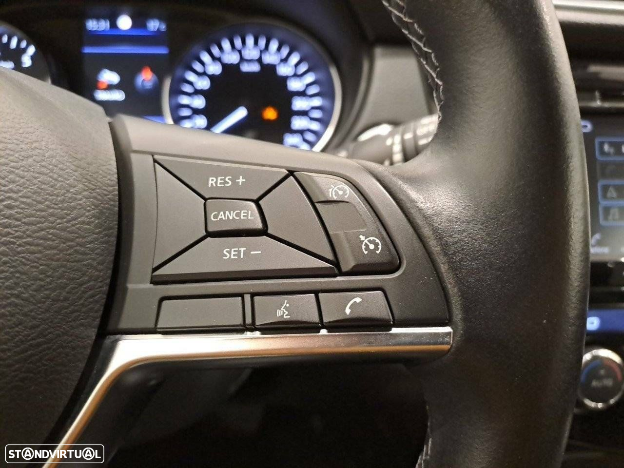 Nissan Qashqai 1.3 DIG-T Tekna DCT - 26