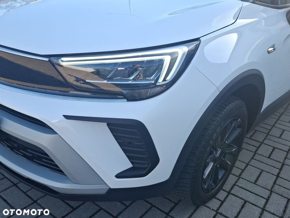 Opel Crossland 1.2 T GS Line - 17
