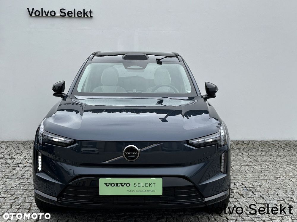 Volvo EX90 - 3