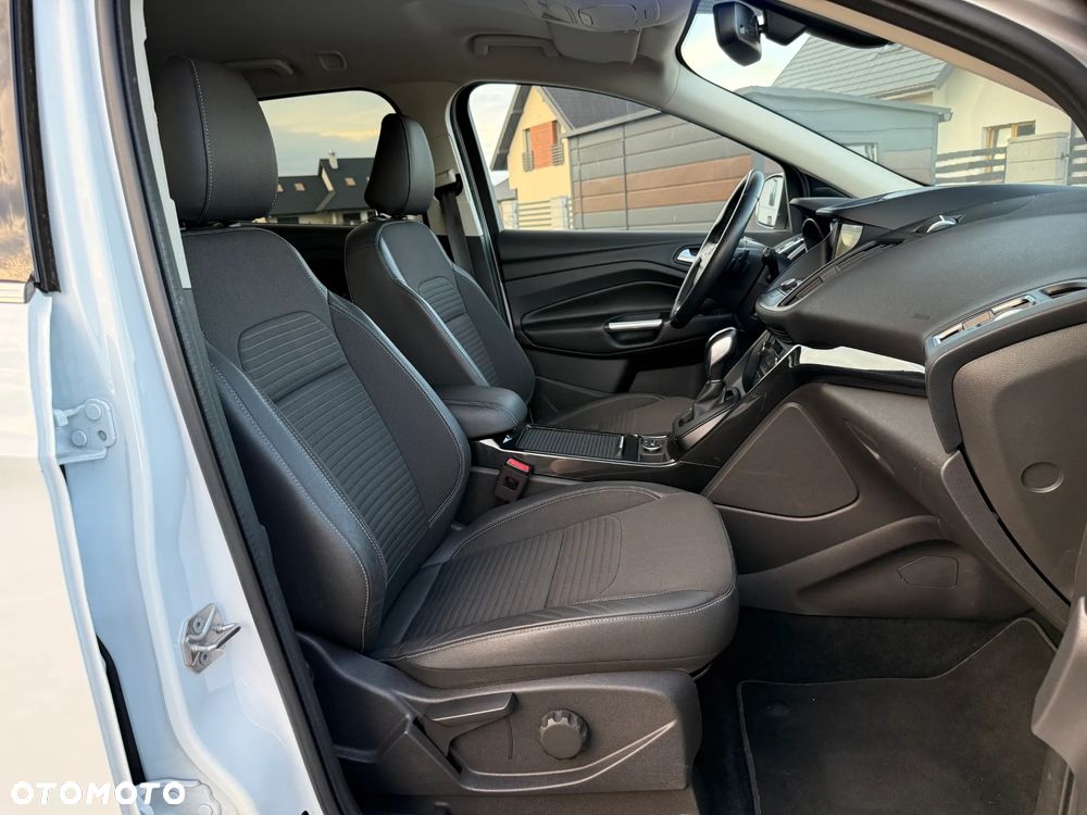 Ford Kuga 2.0 TDCi AWD Titanium - 19