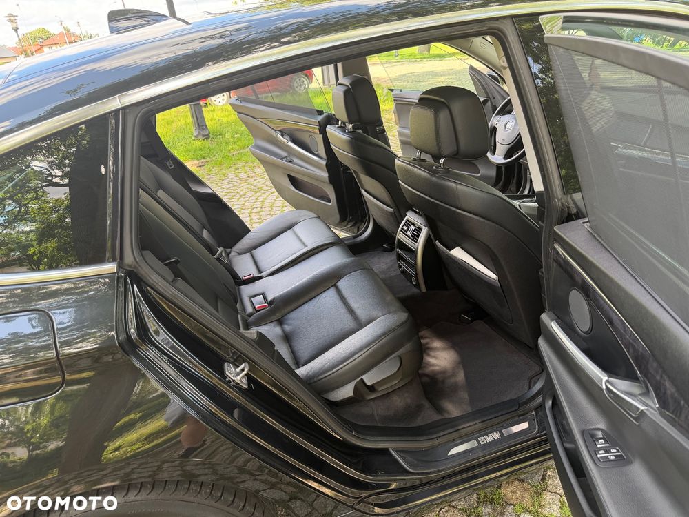 BMW 5GT 530d - 24