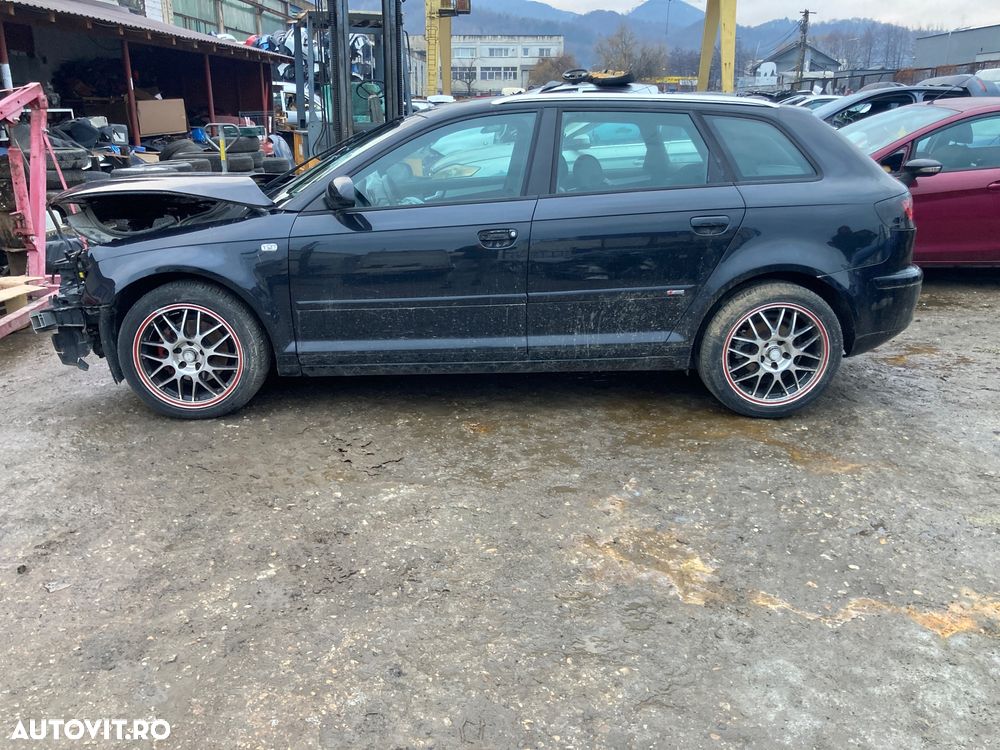 Dezmembrez Audi A3 8P 2005 2.0 BKD - 2