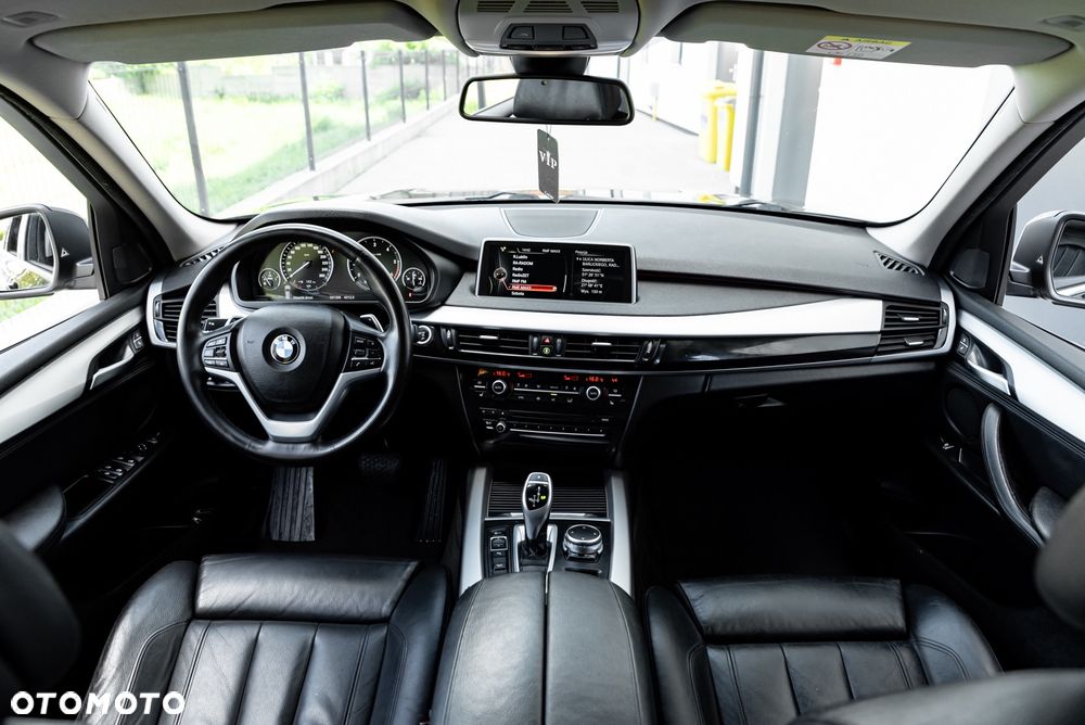 BMW X5 xDrive25d - 27