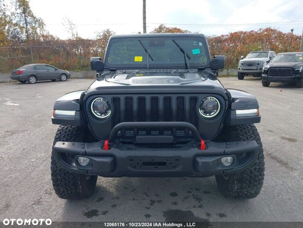 Jeep Wrangler - 10