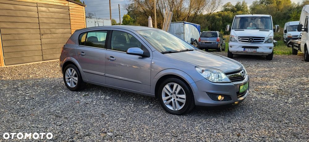 Opel Astra III 1.6 Enjoy - 4