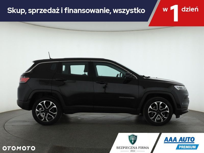 Jeep Compass - 8