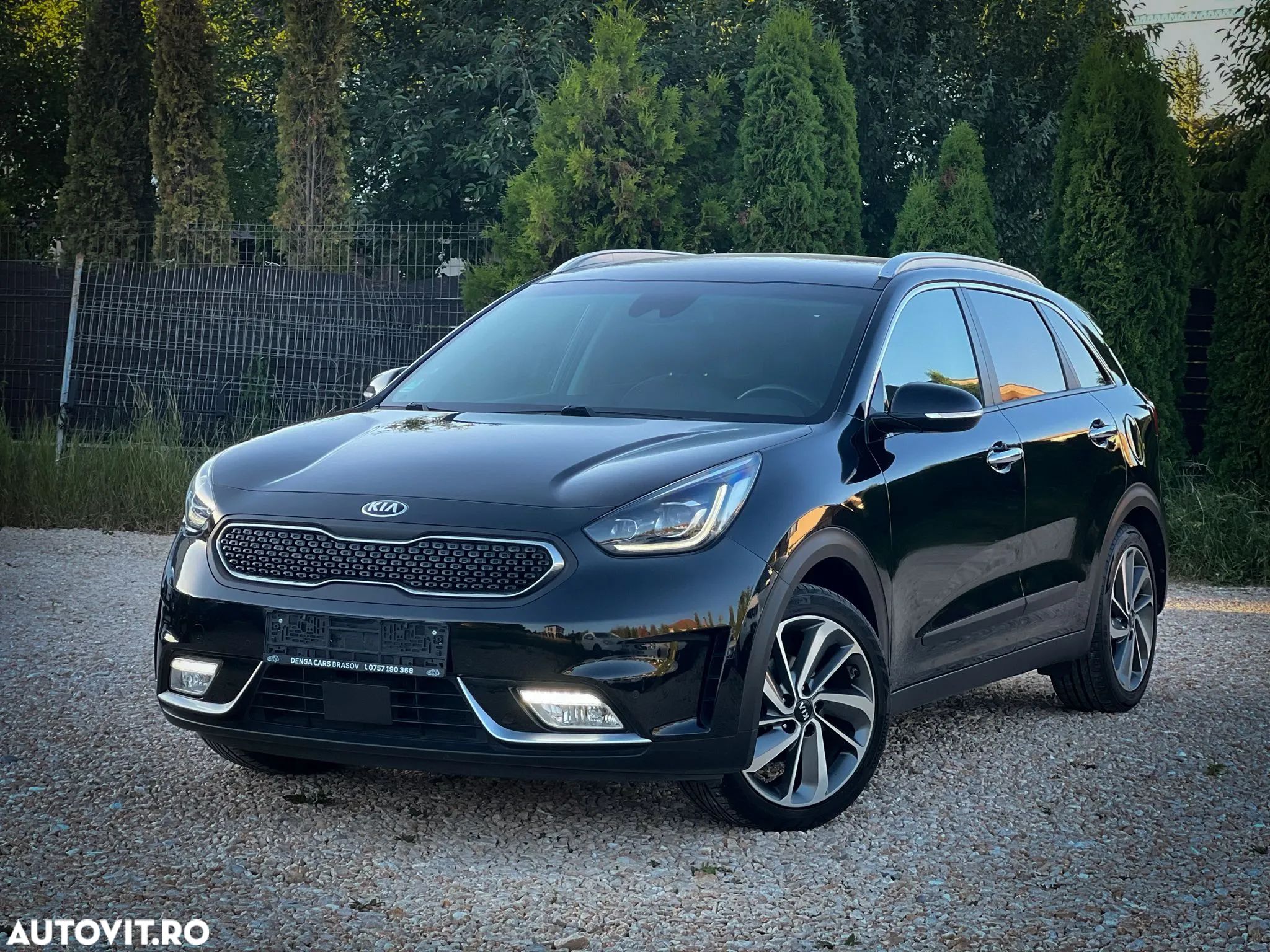 Kia Niro 1.6 GDI HEV 2WD OPF Aut. Edition 7 - 1