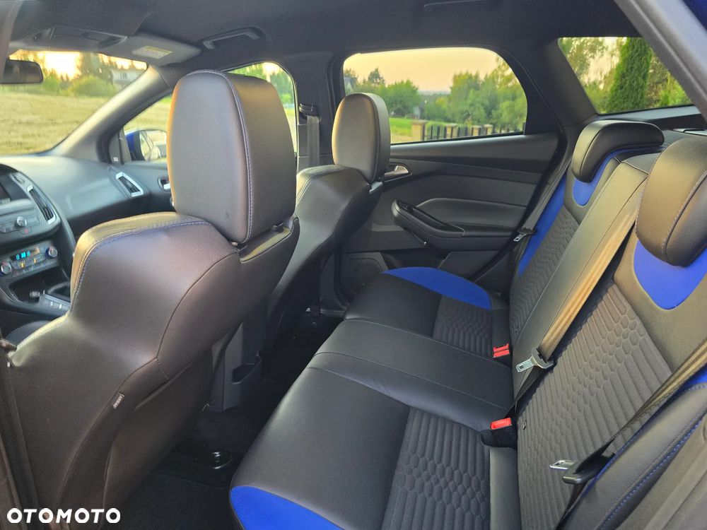 Ford Focus 2.0 EcoBoost ST mit Leder-Exclusiv-Paket - 29