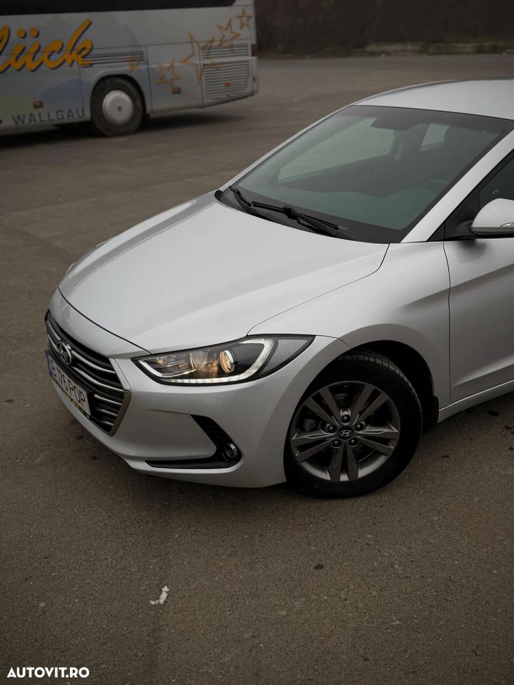 Hyundai Elantra 1.6 MPi Highway - 3