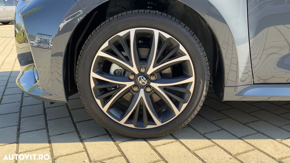 Toyota Yaris 1.5 116 CP HEV Dynamic - 30