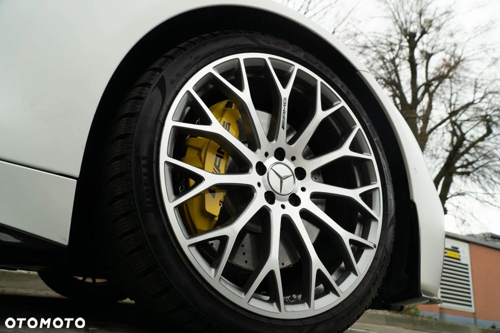 Mercedes-Benz SL AMG 63 4-Matic+ - 27