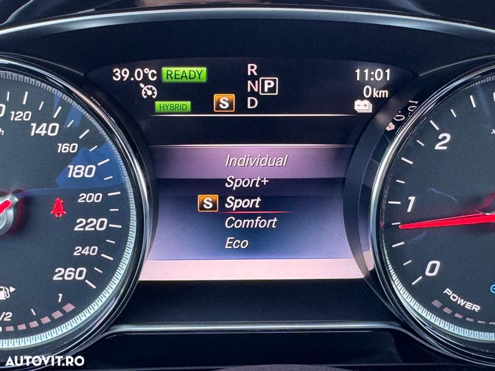 Mercedes-Benz E 300 Aut. - 33