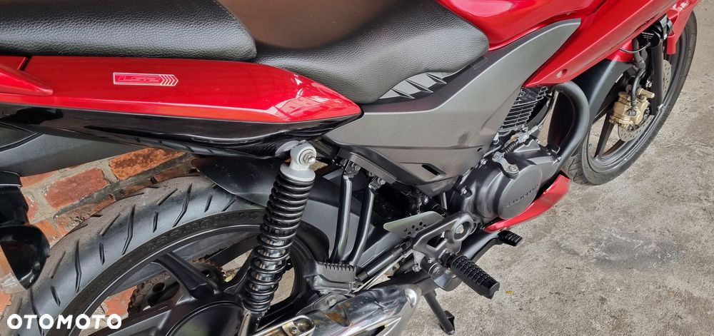 Honda CBF - 4