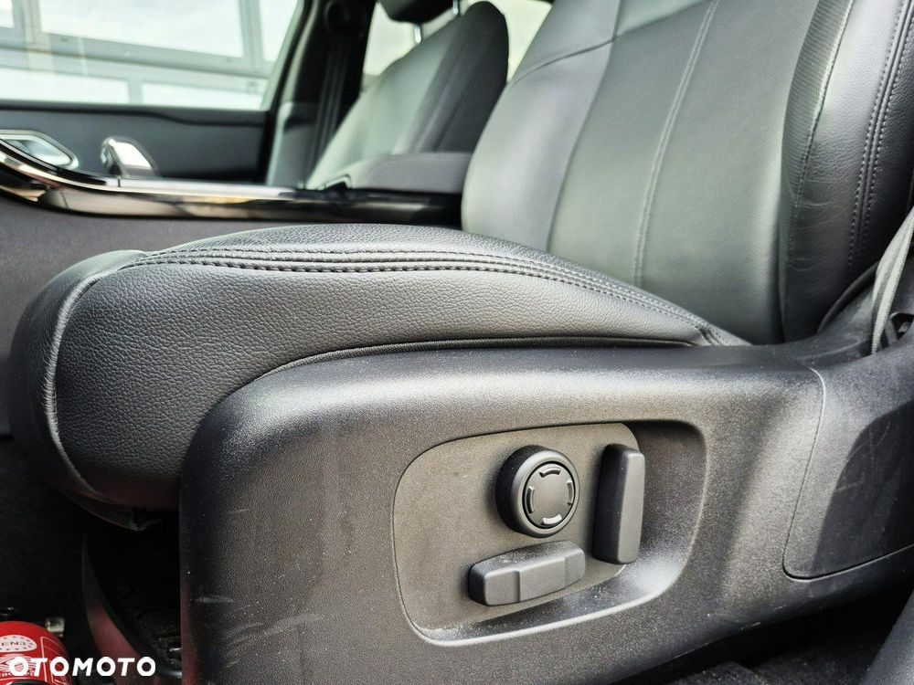 Land Rover Range Rover Velar - 24