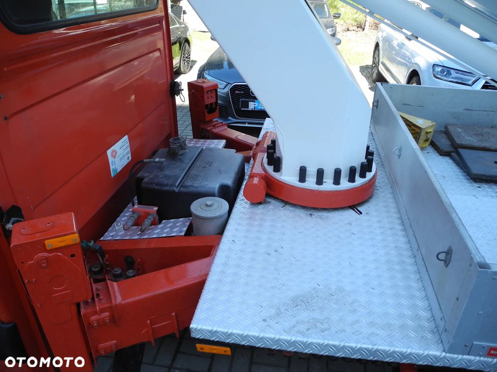 Mercedes-Benz PODNOSNIK KOSZOWY TB220 22m 14 Bok Zwyżka UDT Zarejestrowany - 17