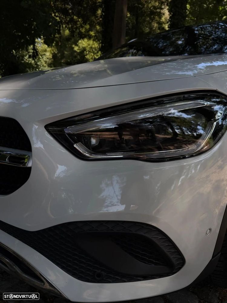 Mercedes-Benz GLA 250 e 8G-DCT Special Edition - 13