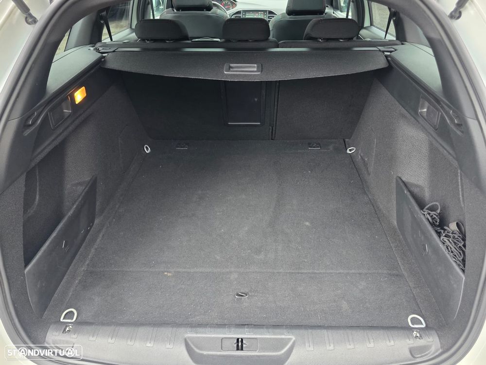 Peugeot 308 SW 1.5 BlueHDi GT Line EAT8 - 25