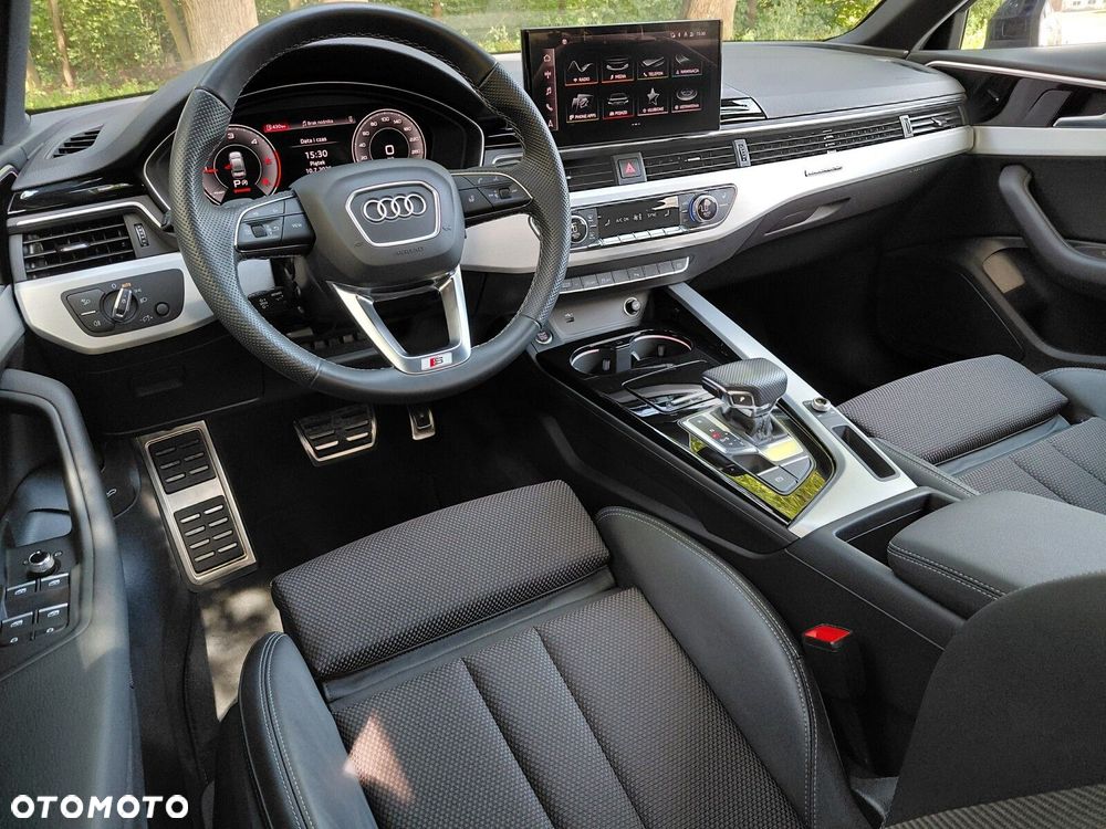 Audi A4 Limousine - 11