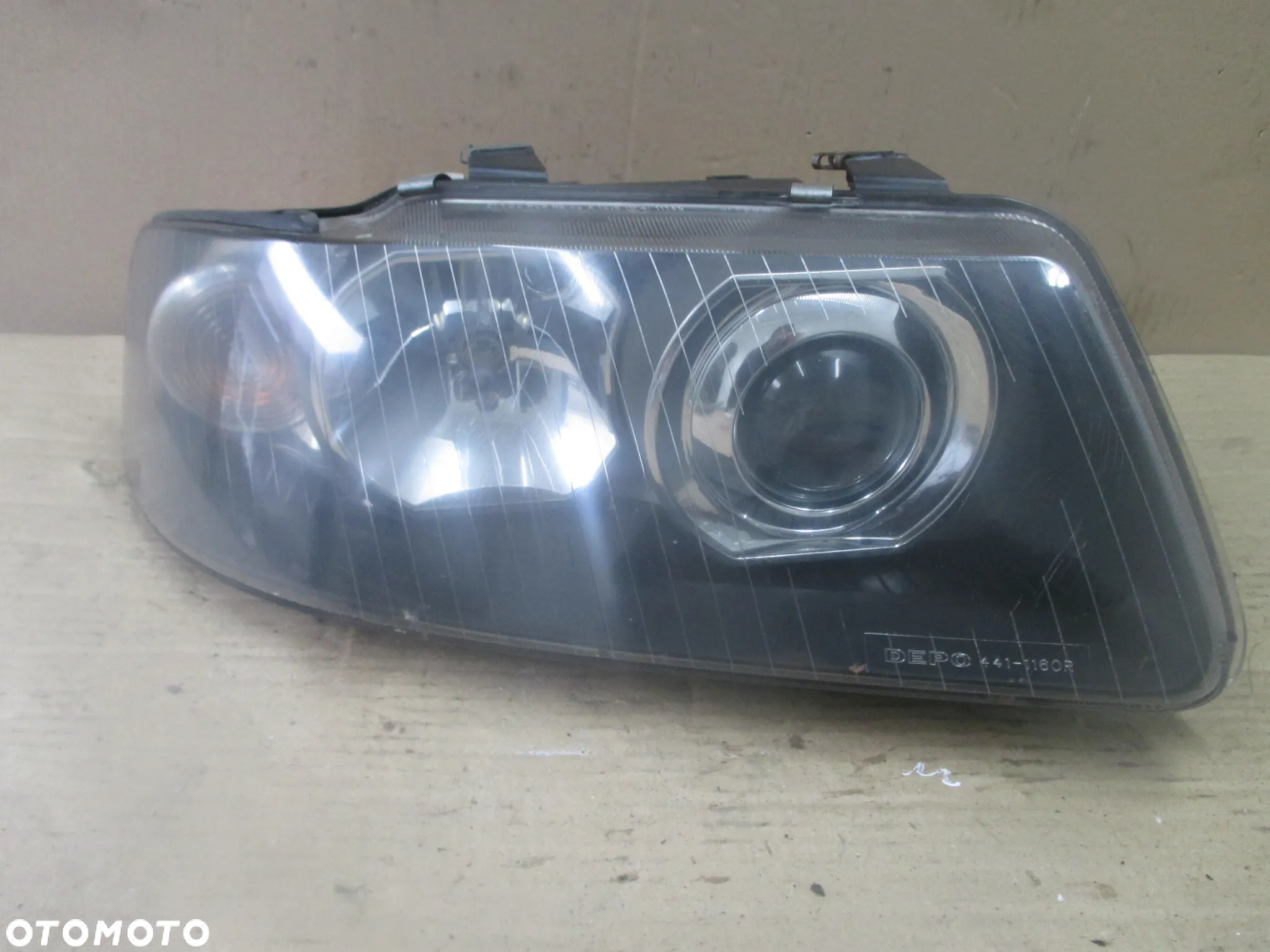 Lampa prawa Audi A3 8L Lift Depo Europa - 2