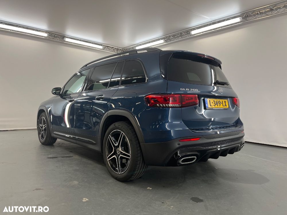 Mercedes-Benz GLB 200 7G-DCT AMG Line - 5