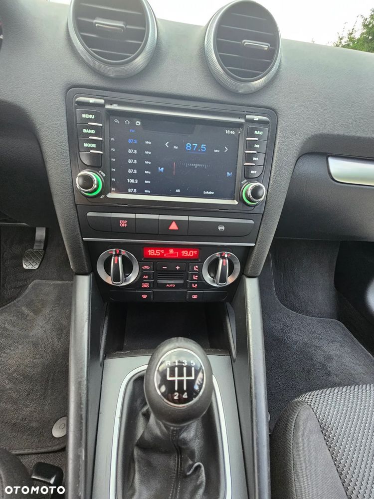 Audi A3 3-drzwiowe 1.6 Attraction - 25