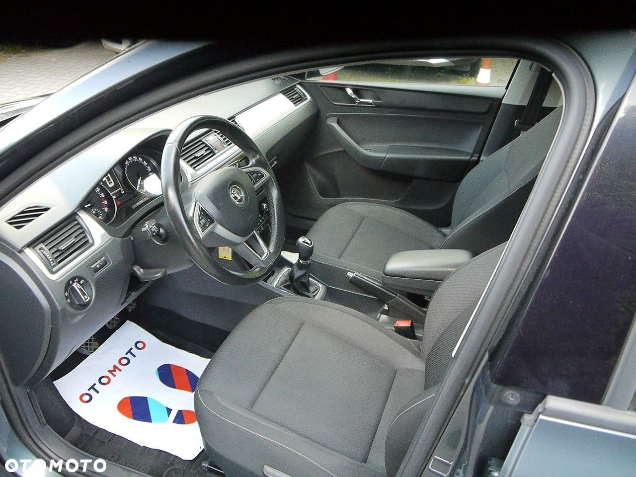 Skoda RAPID 1.4 TDI Active - 16