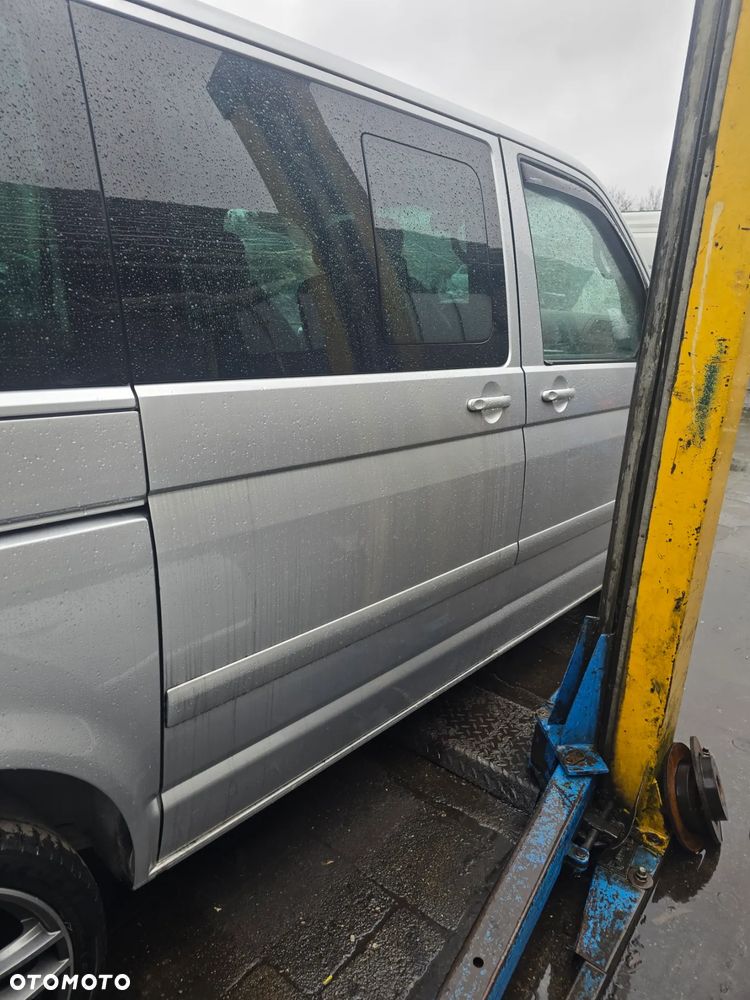 Drzwi prawe suwane vw t5 w kolorze LA7W - 1