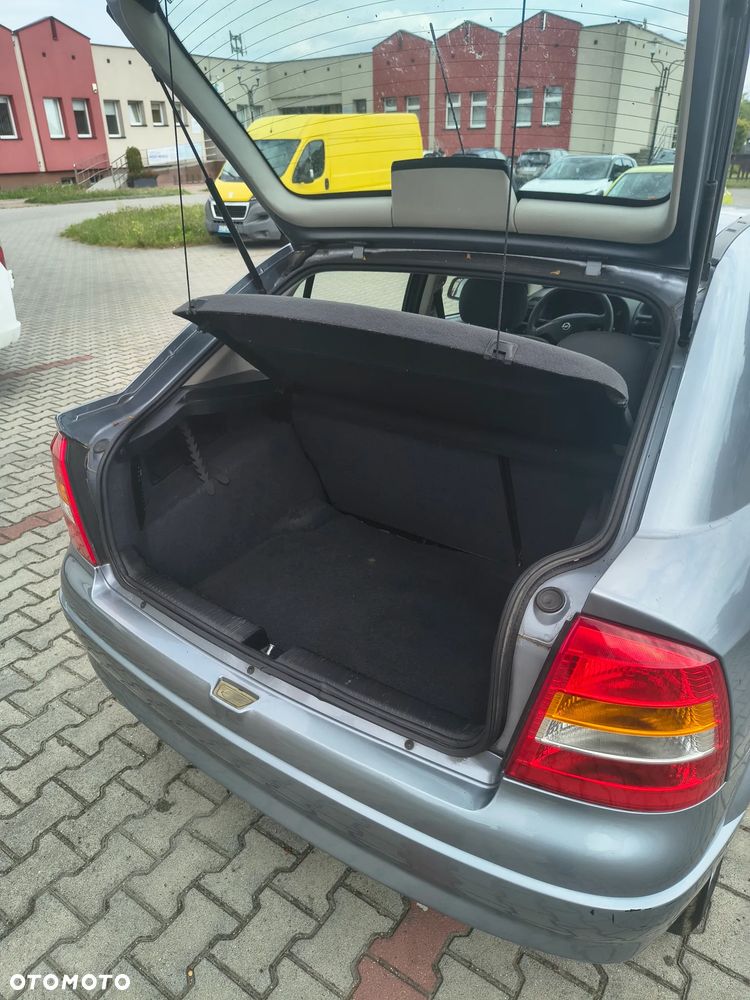 Opel Astra 1.4 - 18