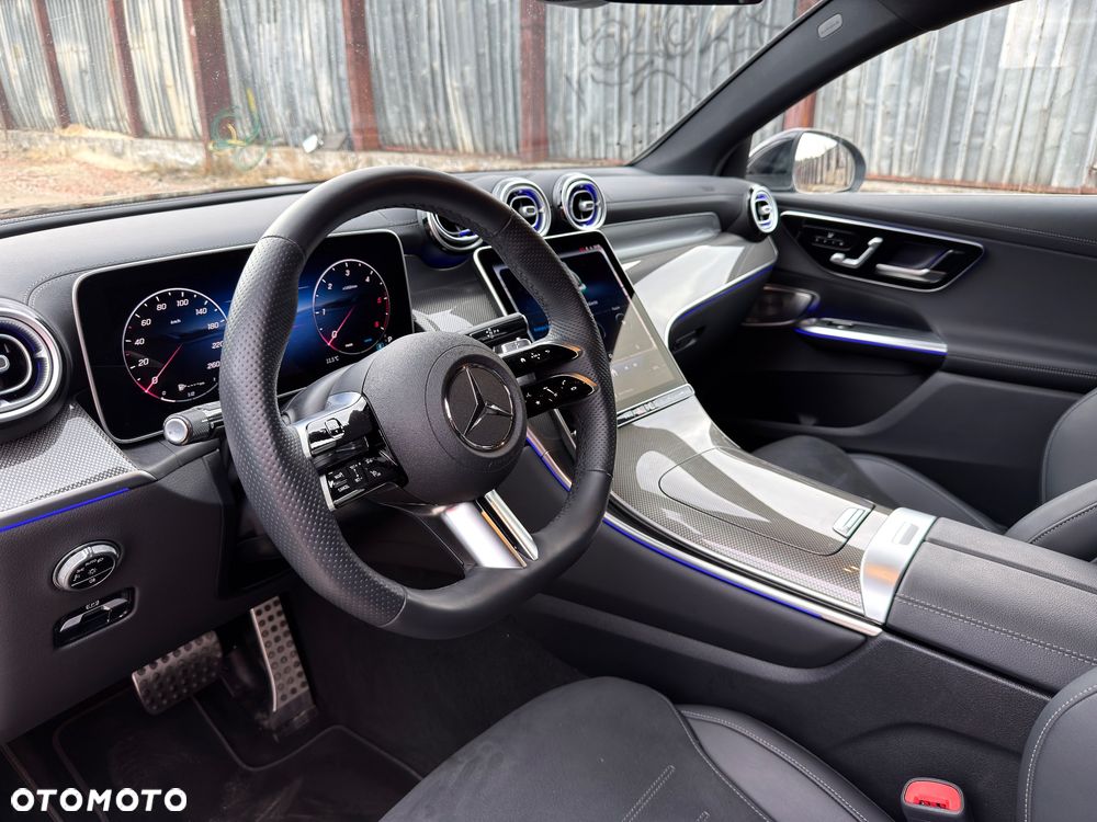 Mercedes-Benz GLC 300 d 4Matic 9G-TRONIC AMG Line - 10