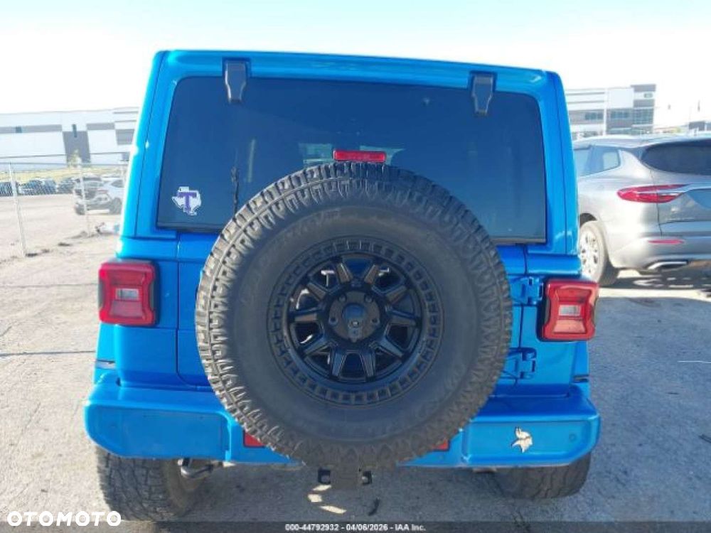 Jeep Wrangler - 9