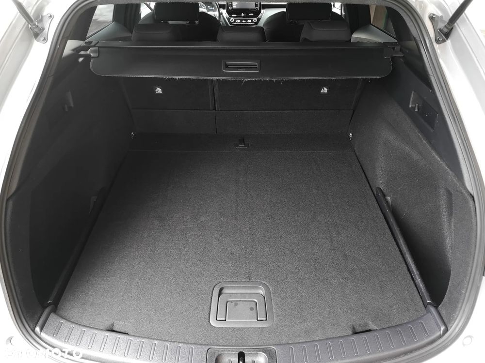 Toyota Corolla 1.8 Hybrid Active - 26