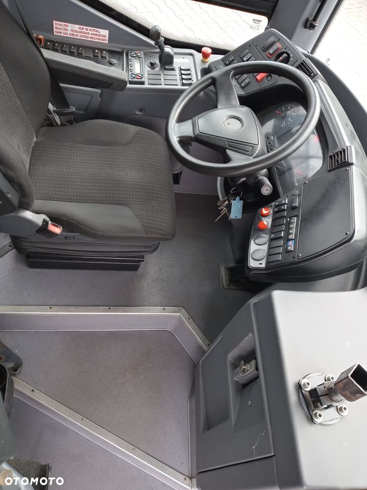Iveco Crossway Low entry - 14