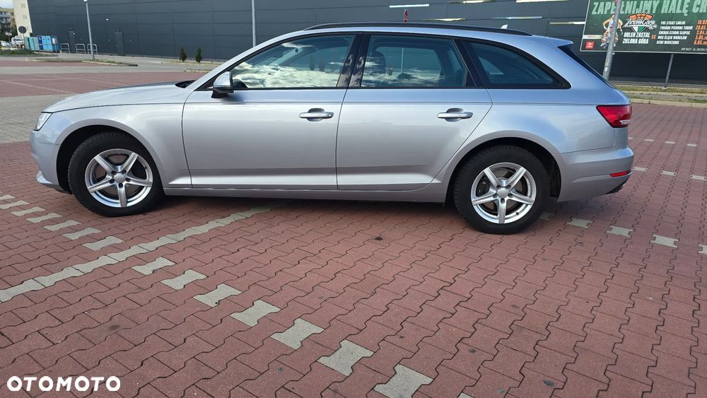 Audi A4 Avant - 2