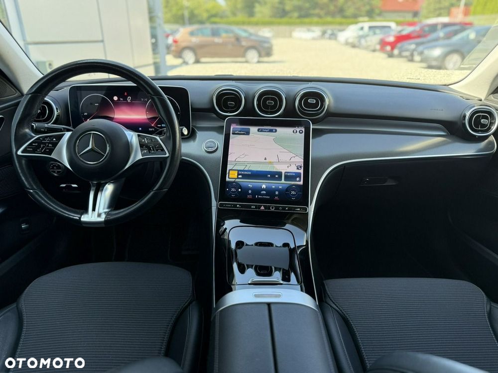 Mercedes-Benz Klasa C 200 4Matic 9G-TRONIC - 4