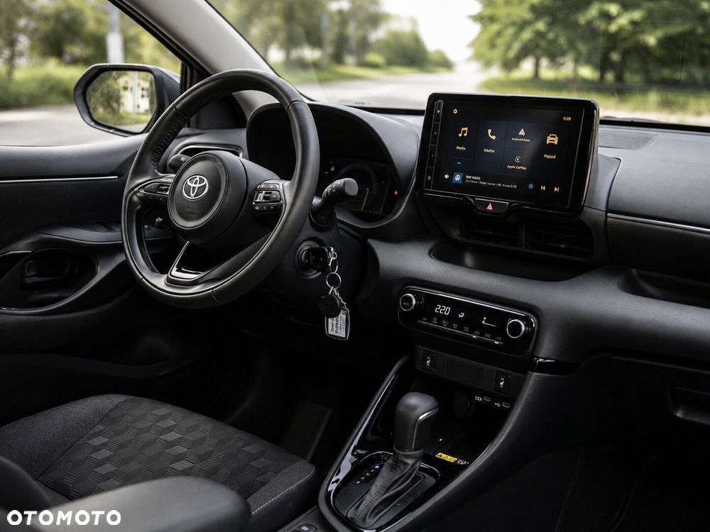Toyota Yaris Hybrid 1.5 Style - 24
