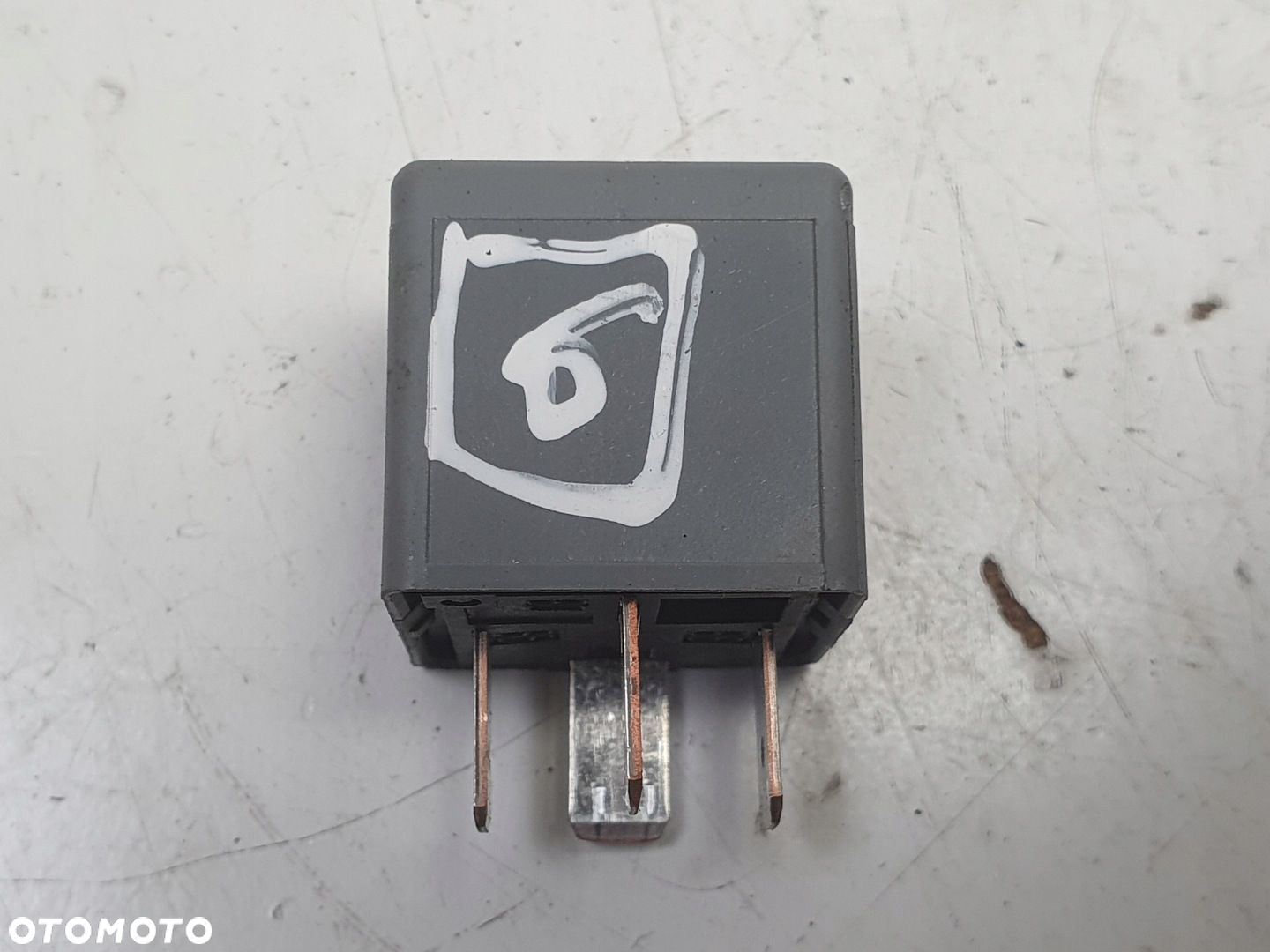 Skoda Octavia II lift PZEKAŹNIK Bezpiecznik 373 8D0951253A - 2
