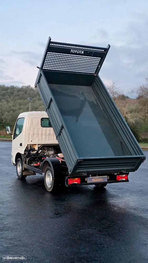 Toyota Dyna 3.0D4D Basculante - 17
