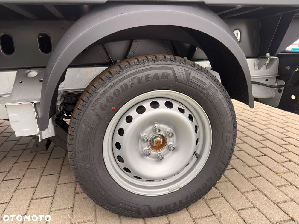 Volkswagen Transporter T7 DOKA Skrzyniowy - 10