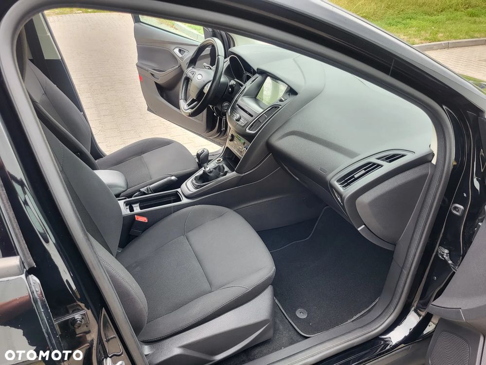 Ford Focus - 14