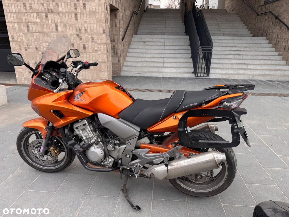 Honda CBF - 1