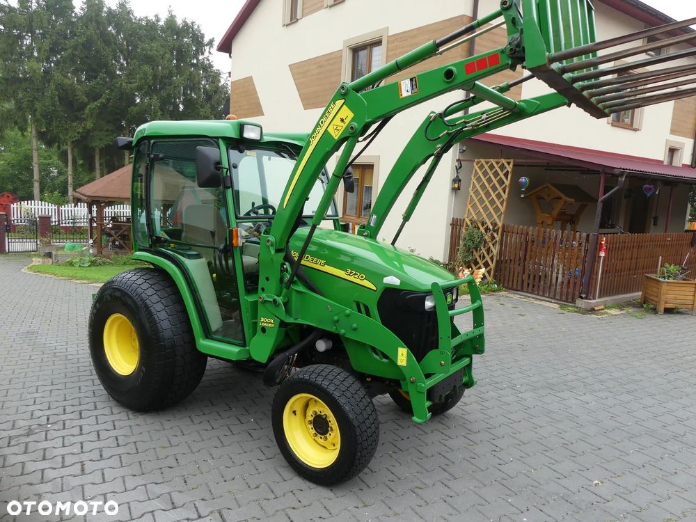 John Deere 3720*HYDRO*44KM*4X4*TUR JOHN DEERE - 28