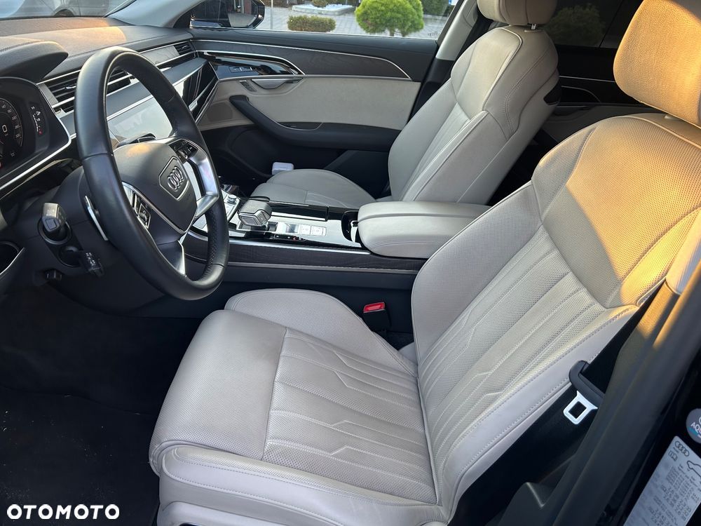 Audi A8 - 14