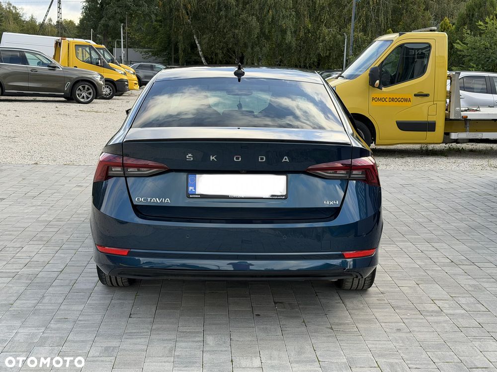 Skoda Octavia 2.0 TSI 4x4 Sportline DSG - 6