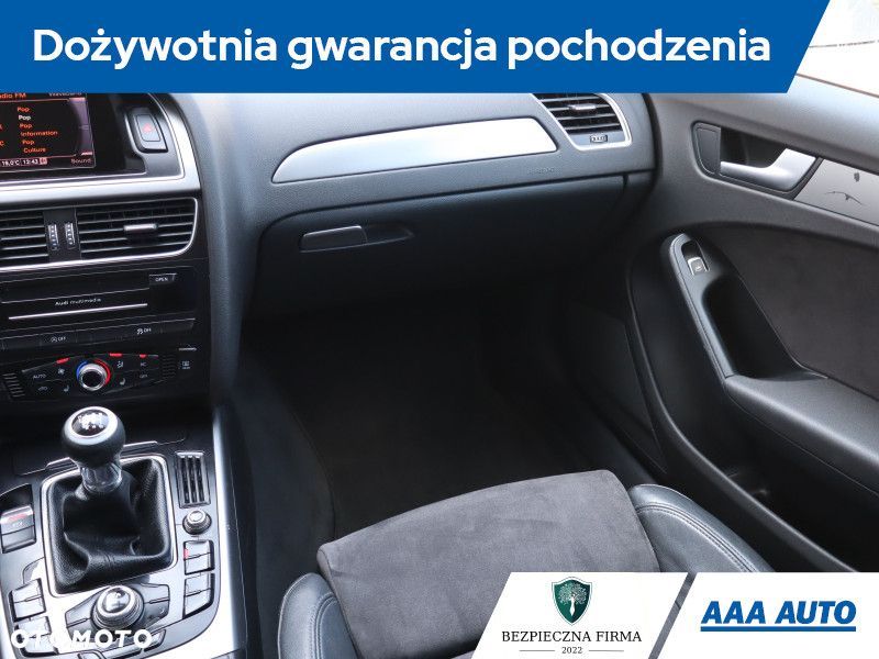 Audi A4 Avant - 10