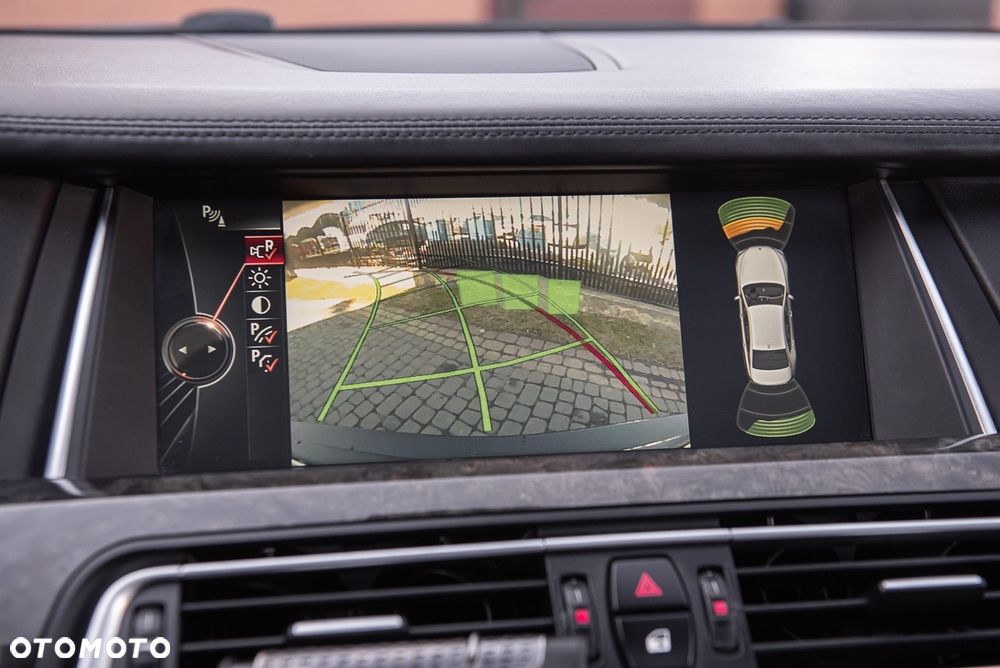 BMW Seria 7 740d xDrive - 35