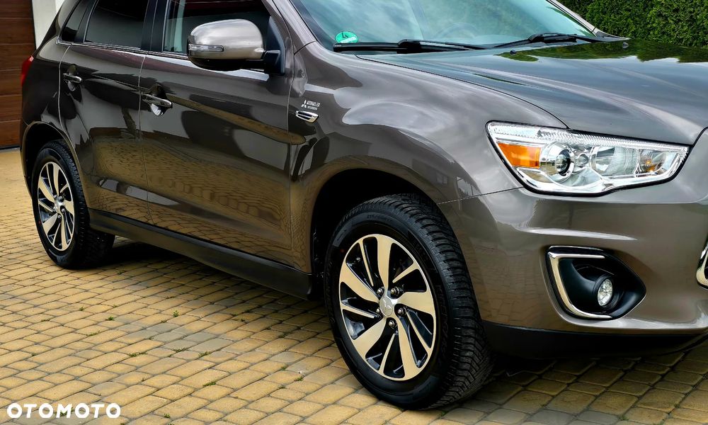 Mitsubishi ASX - 15